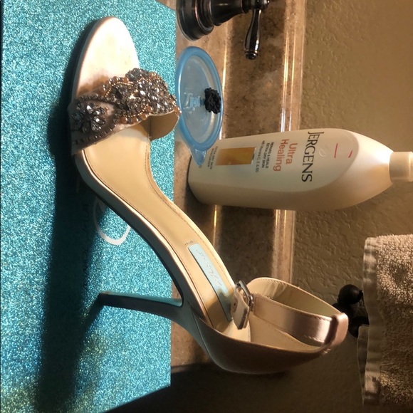 Betset Johnson shoes - Picture 2 of 2